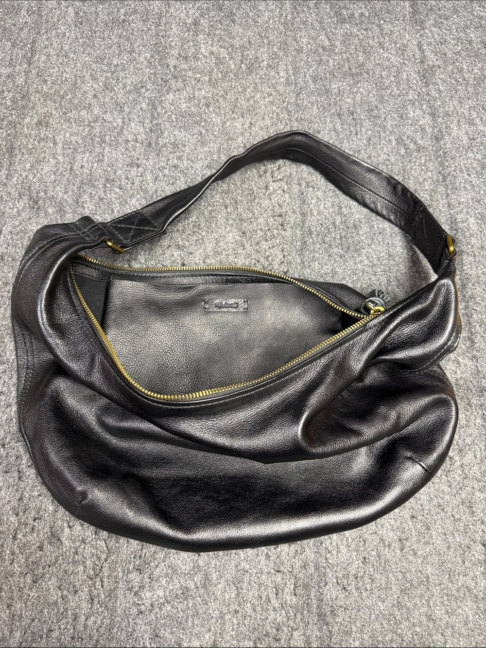 Madewell Black Leather Crescent Shoulder Bag - Picture 5 of 10